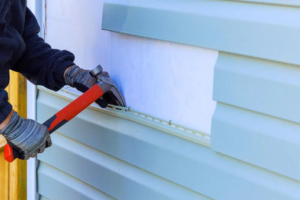Siding clean lines